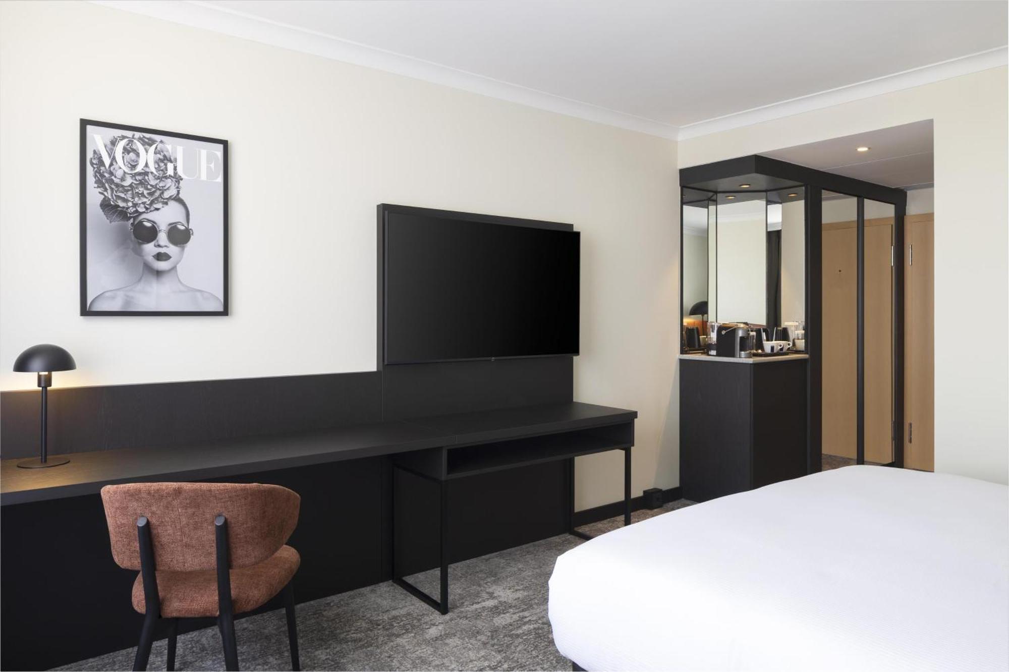 King Guest Room